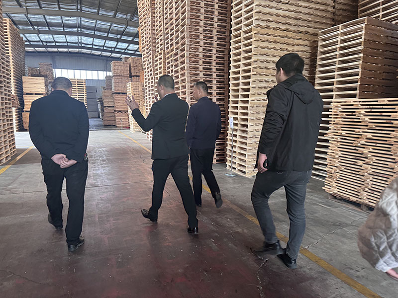 內(nèi)蒙古 XX 物流有限公司（張經(jīng)理、王工程師）?